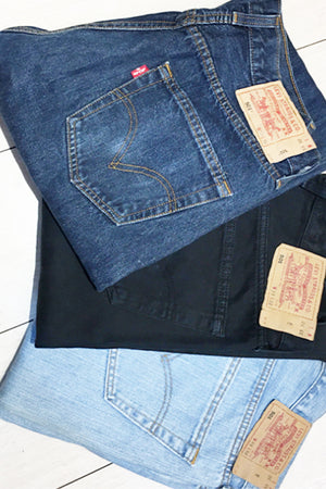 Jeans Levis vintage W33 ( equivalent taille 41FR )